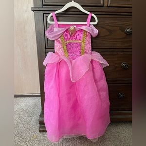 Sleep beauty costume